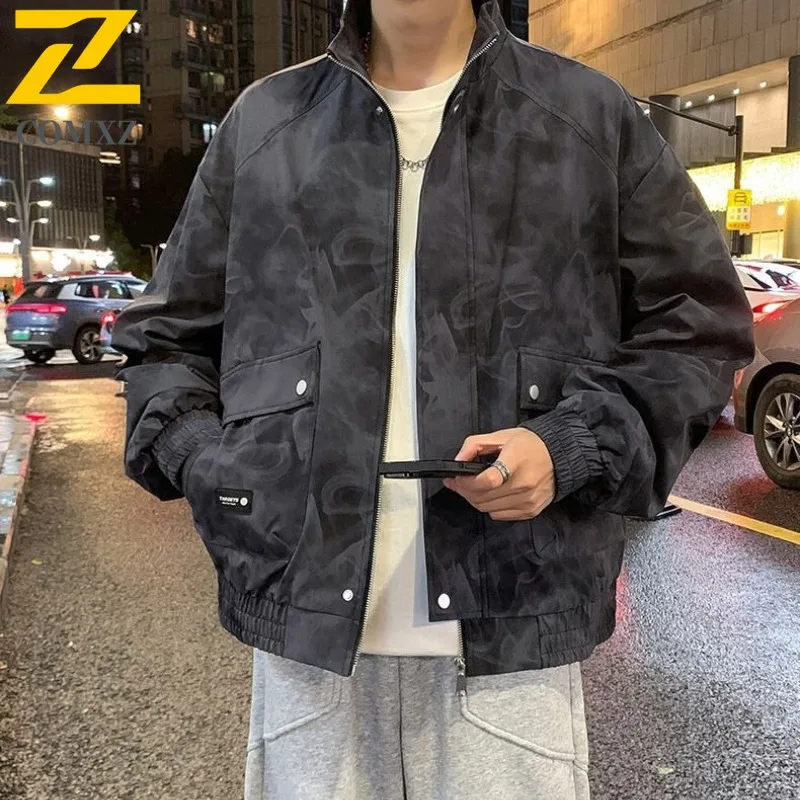 

COMXZ 2025 Мужская куртка большого размера, американский винтажный дизайн, джинсовое пальто, повседневная уличная одежда большого размера, легкая ветровка, осень