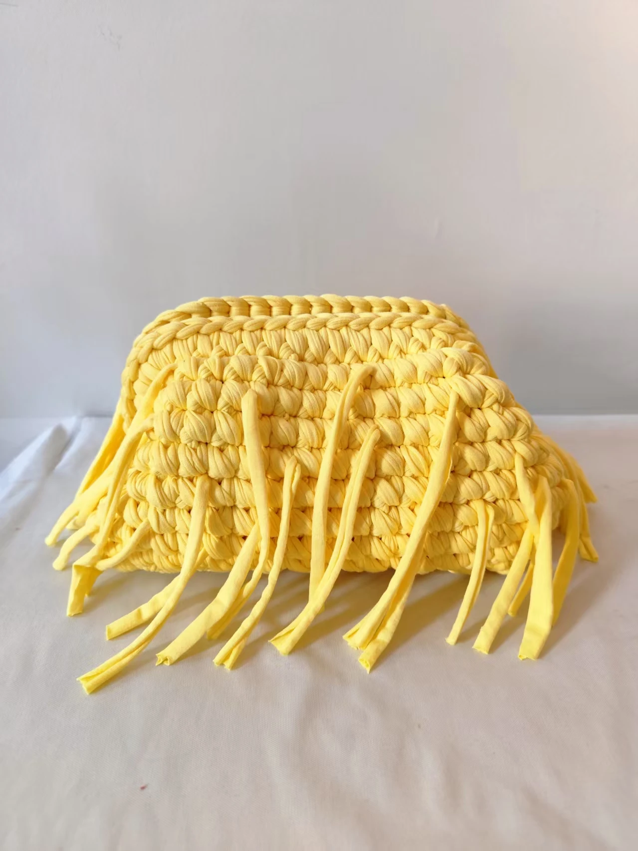 

Yiwu Yingzi Handmade Woven Fringe Bag Bright Yellow Crossbody & Top-Handle Purse for Women