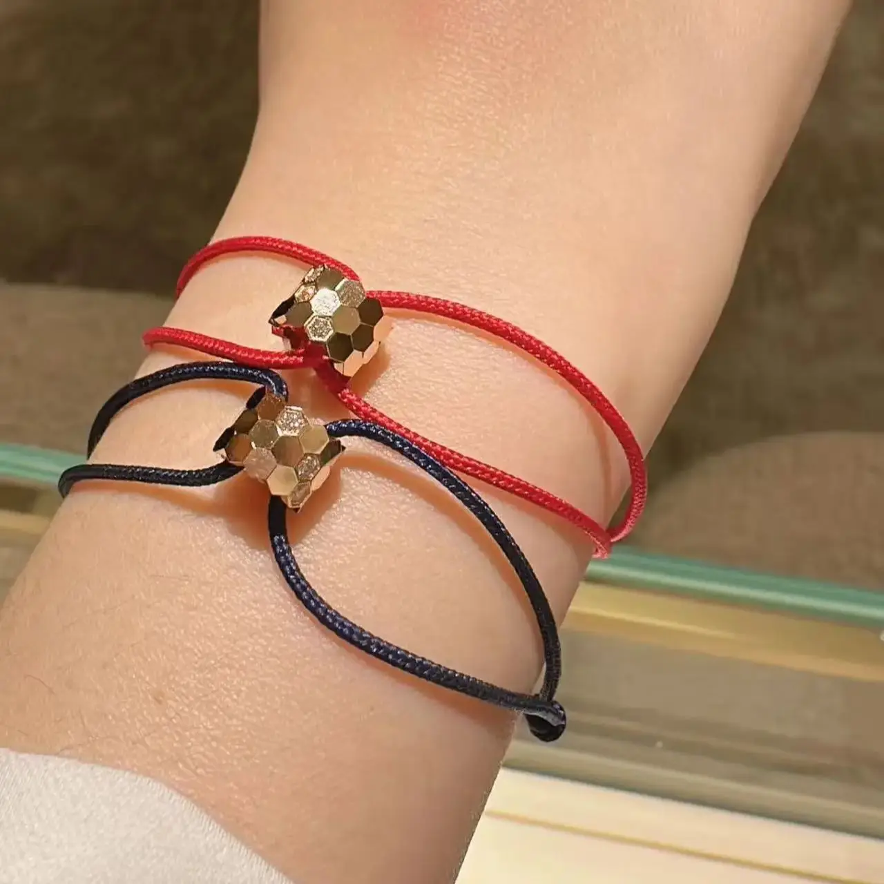 

Классические стерлингового серебра S925, шестиугольные соты, высококачественные мужские и женские ювелирные изделия, браслеты с бриллиантами, роскошные подарки для вечеринок