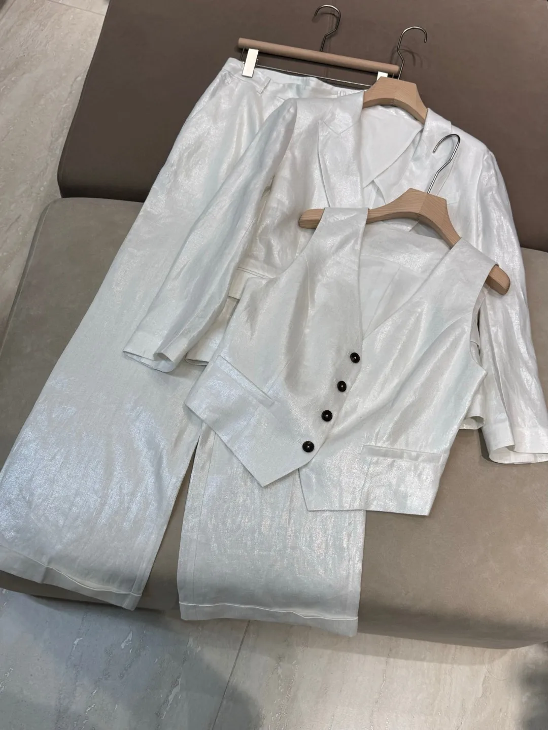 Summer casual luxurious shiny solid color linen suit