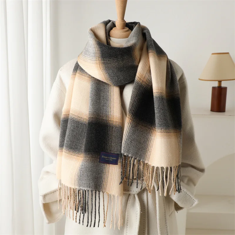 2023 NEUE Luxus Kaschmir Frauen Plaid Schal Winter Warme Schal und Wrap Bandana Pashmina Lange Quaste Weiblich Foulard Dicke Decke
