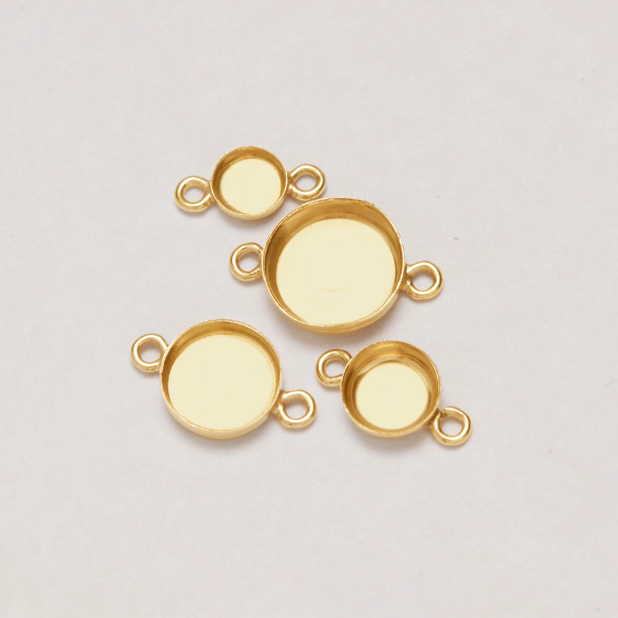 

1PCS Keepsake Breast Milk Resin 14K Gold Filled Round Pendan Bezelt,Minimalist Round Bezel Charm Setting With Two Loops 1411352