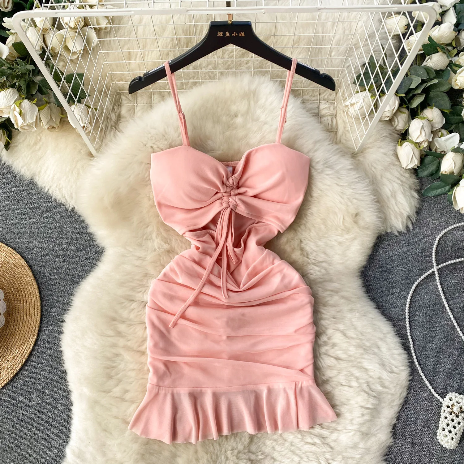 Sexy Hollow Out Lace Up Bra coulisse Dress Girls Sweet Pink Bodycon Strap abiti donna Busthollow Out Chic Short Mesh Dress