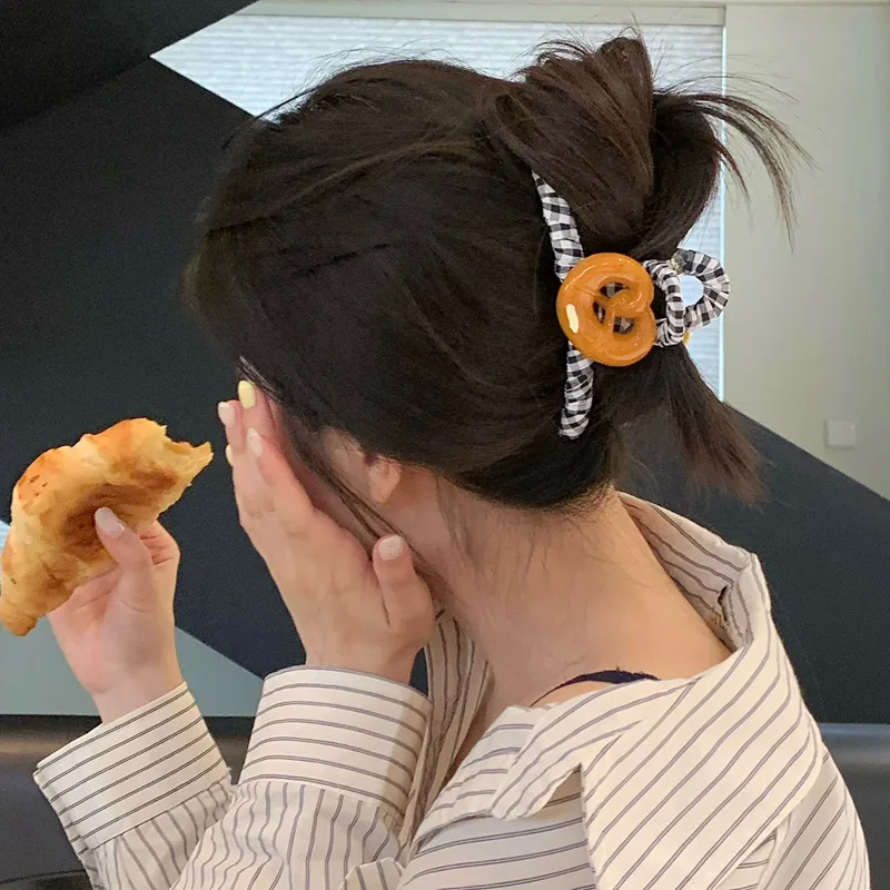 

DS NEW Pretzel Bread Plaid Bow Hair Claw 13CM Large Claw Clips Korean Style Trendy Hair Clips Hair Accessories for Women Girls