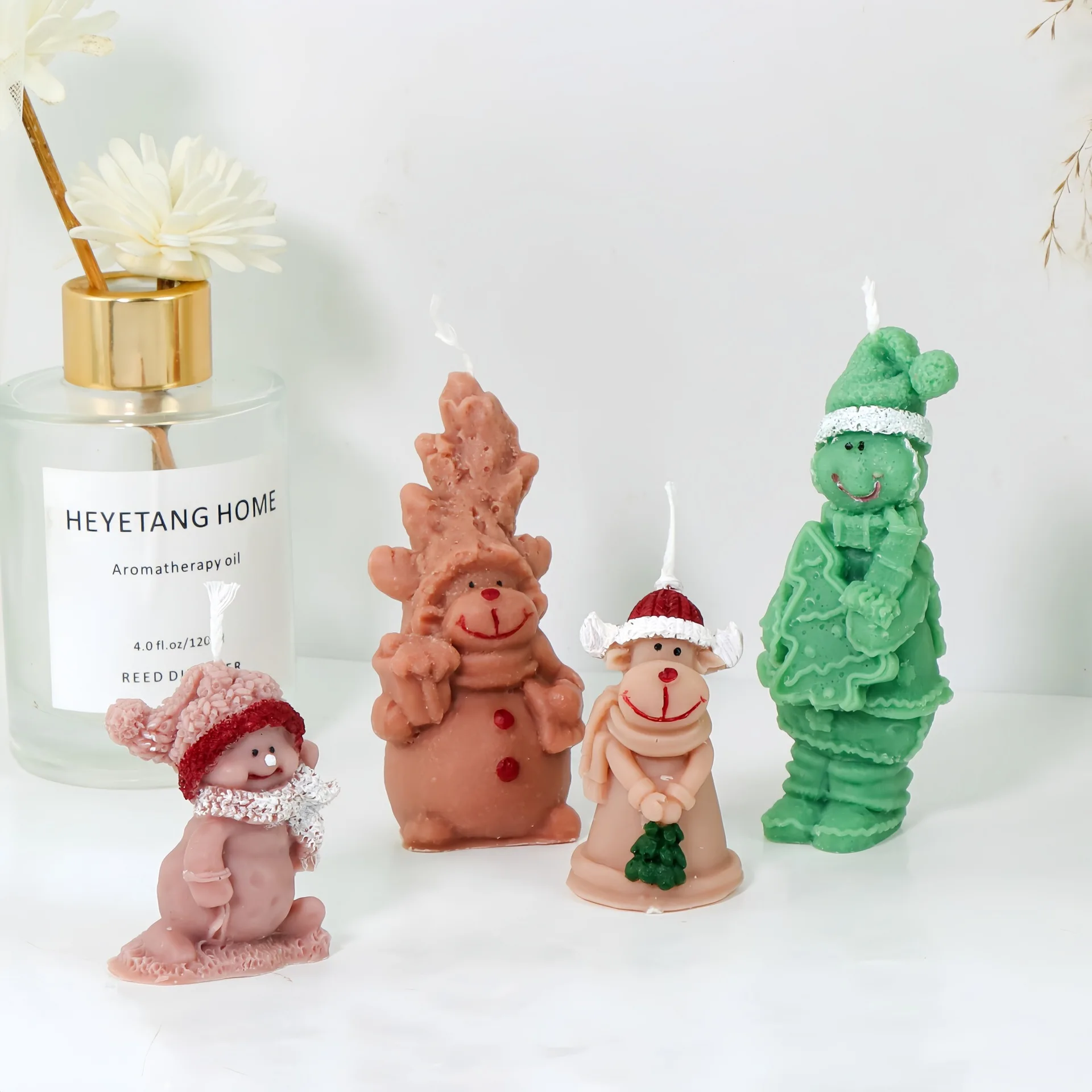 

2025 New Christmas Cartoon Snowman Elk Candle Silicone Mold DIY Craft Scented Gypsum Cake Baking Tools Home Gift