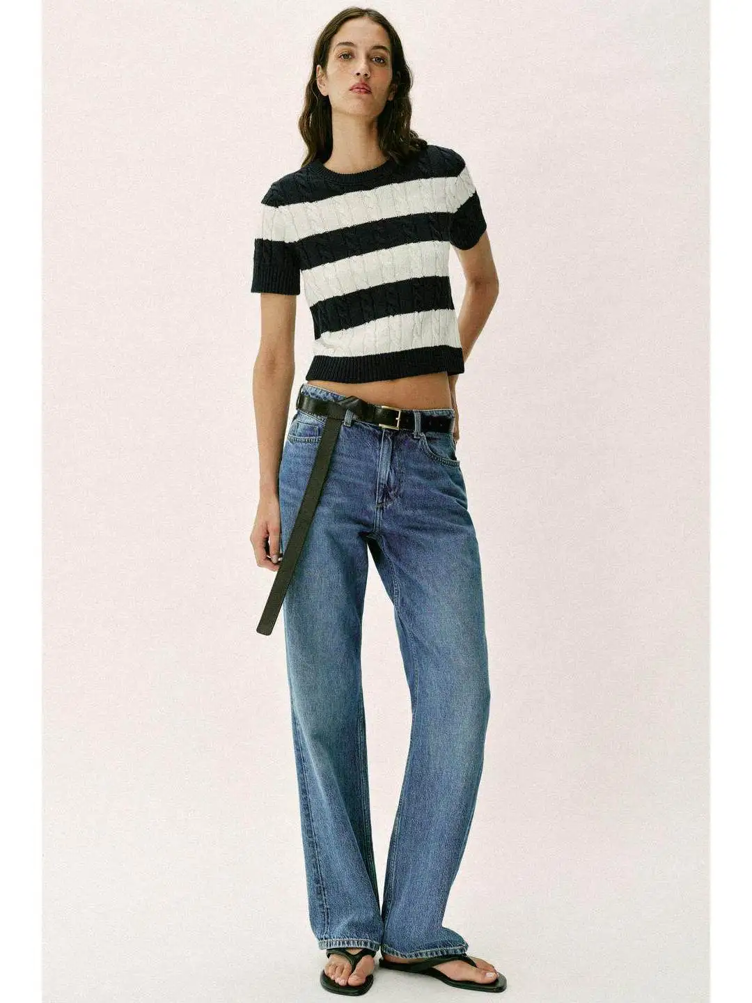 

Spring Fashion Casual Stripe Knitted Sweater round Neck Short Sleeve Retro Style Women's Polyester Fiber Bright Thread Detail