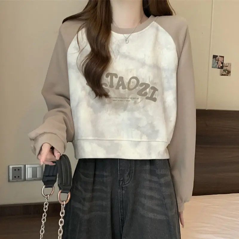 

Heavyweight Short Letter Round Neck Raglan Sweater for Women in Spring and Autumn Loose Fitting Long Sleeved Oversized Coat Top