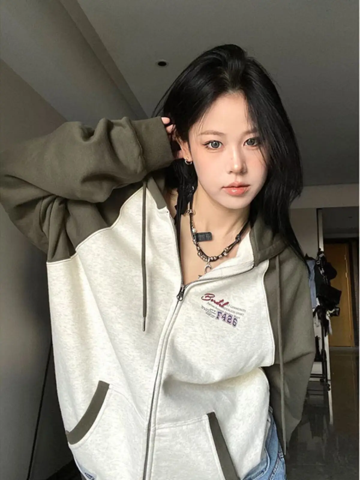 플러스 사이즈 긴팔 후드티 여성용 가을 겨울 플러스 사이즈 MM 아메리칸 디자인 감각 스몰 아우디언스 카디건 코트