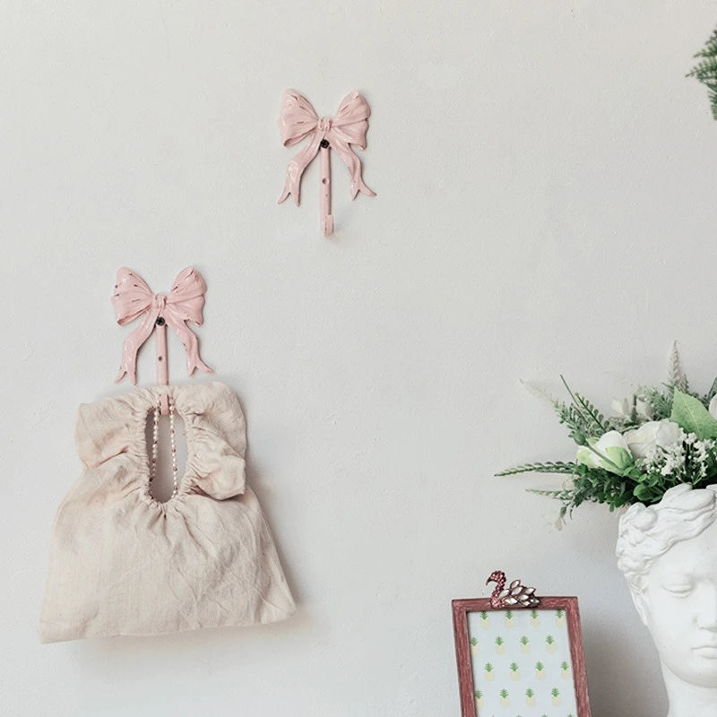 Back hook clothes, towel, schoolbag, entrance bathroom, retro wall hanging clothes hook, cute