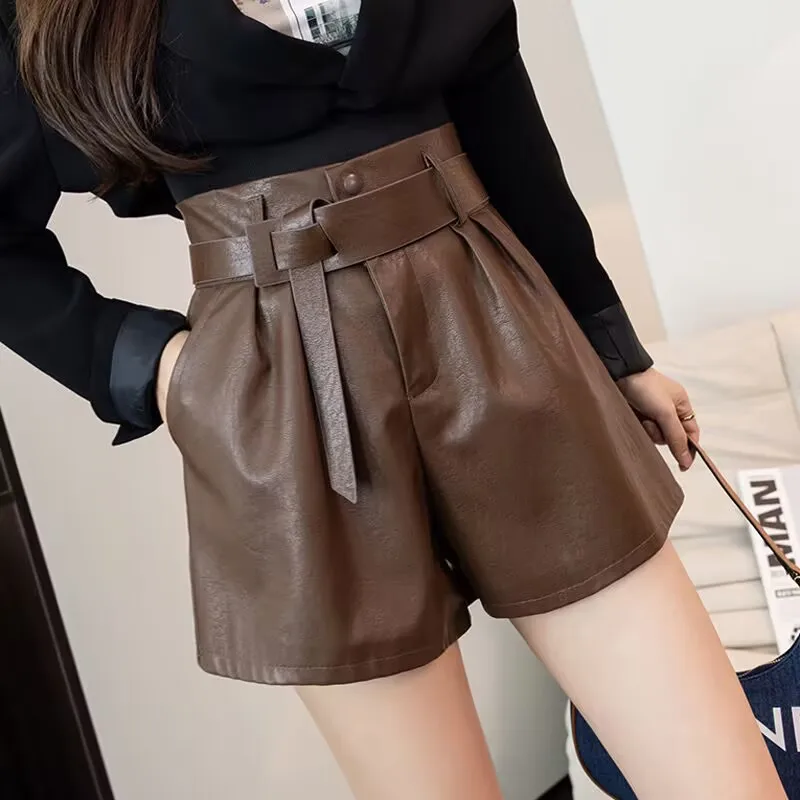 

Шорты из искусственной кожи с высокой талией, весна-лето 2025 года, шорты с поясом, женские повседневные женские шорты, корейские широкие сапоги, брюки