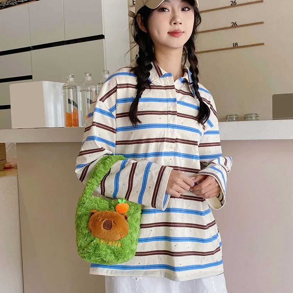 

Shoulder Bag Plush Capybara Bucket Bag Embroidered Large Capacity Furry Handbag Orange Green Cartoon Storage Bag a Festive Gift