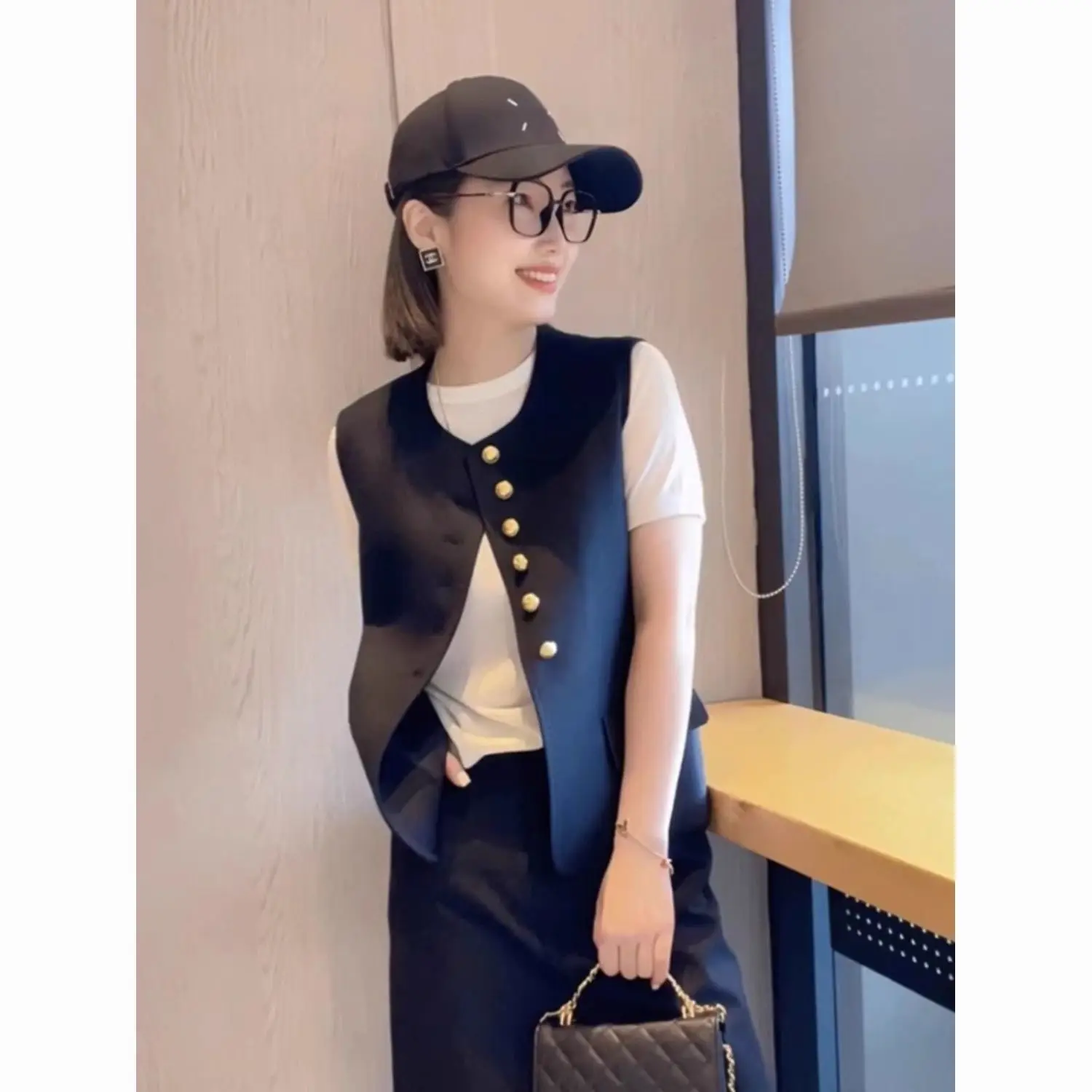 

Шикарный корейский круглый жилет Ne, универсальный топ без рукавов, женская модная верхняя одежда, многослойная сезонная одежда на весну и осень