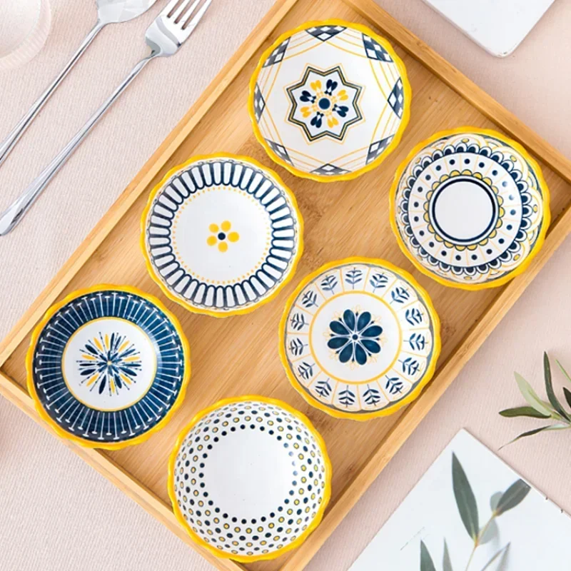 

Light Luxury Ceramic Soy Sauce Dish Vinegar Bowl Snack Dish Plate Simple Style High Appearance Level Samll Bowl