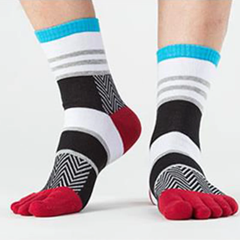 Young Man 5 Finger Short Socks Cotton Colorful Striped Aesthetic Sock Street Fashion Casual Happy Funny Designer Socks with Toes