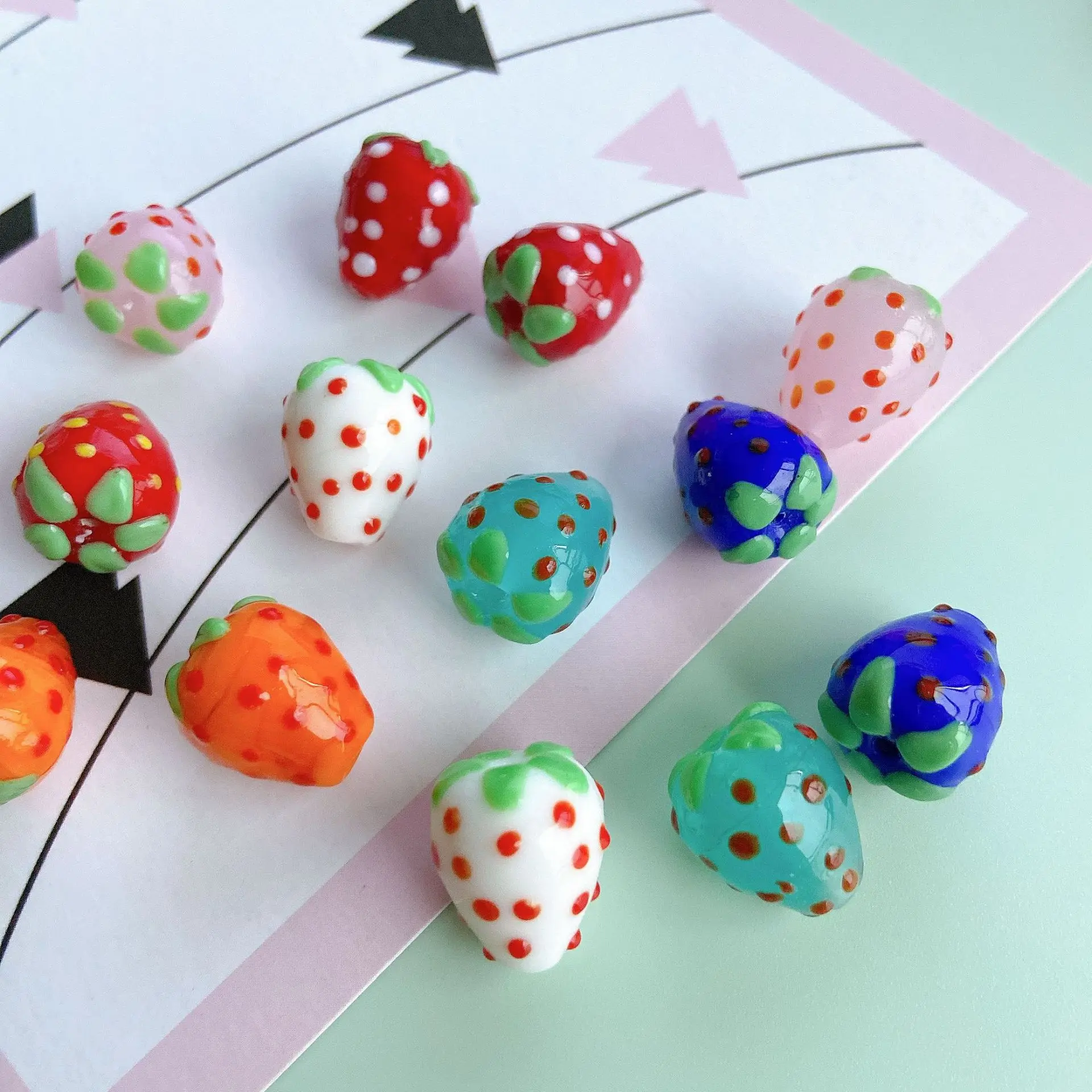5 sztuk Lampwork szklane koraliki 13x15MM truskawka 3D owoce luźne koraliki dystansowe dla DIY bransoletka naszyjnik kobiety komponenty do wyrobu biżuterii