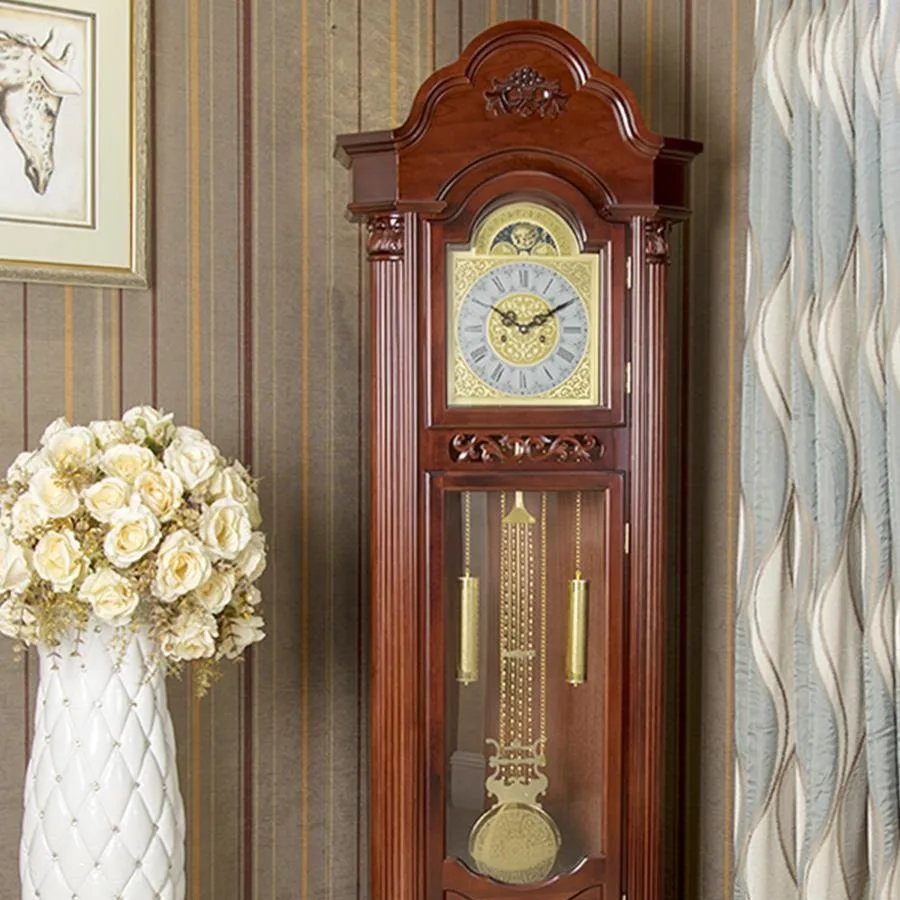 Solid wood vertical pendulum clock, retro simple European mechanical clock, modern new Chinese living room timekeeping clock
