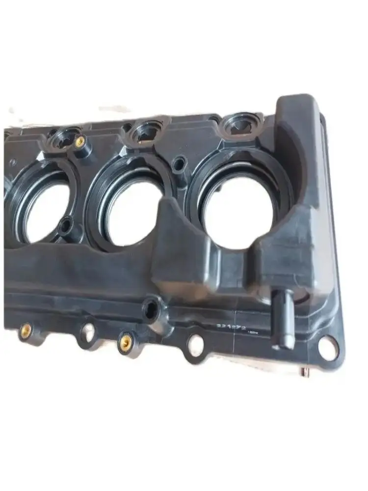 4 PCS Valve Cover and 16 PCS Oil Seal for Engine ZD30 without shipping cost
