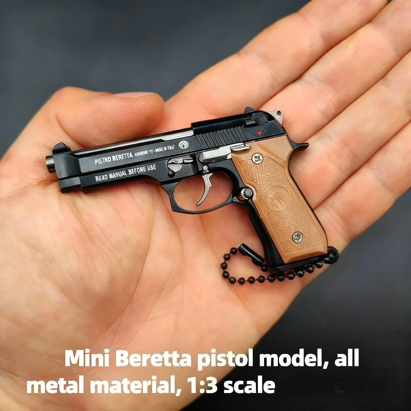 Newest PUBG Zinc Alloy Bereta M92F Pistol Gun Model Chicken Metal Keychain Gift Pendant Decoration Crafts Figurines & Miniatures