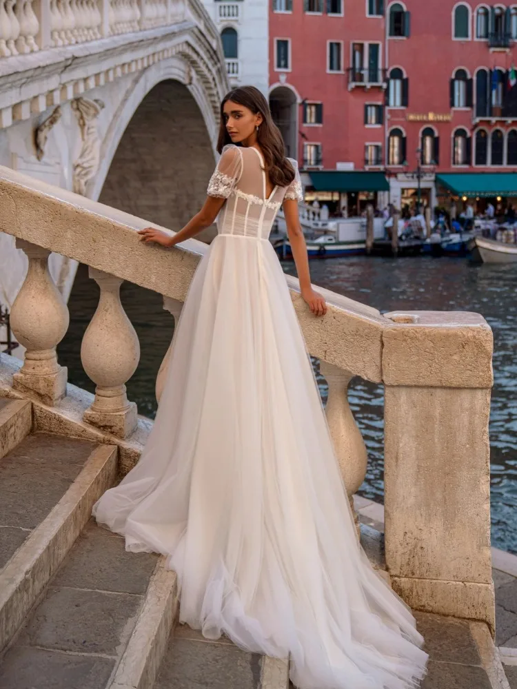 Vestido De novia De manga corta con cuello en V para playa, traje bohemio con apliques De encaje y cremallera, longitud hasta el suelo