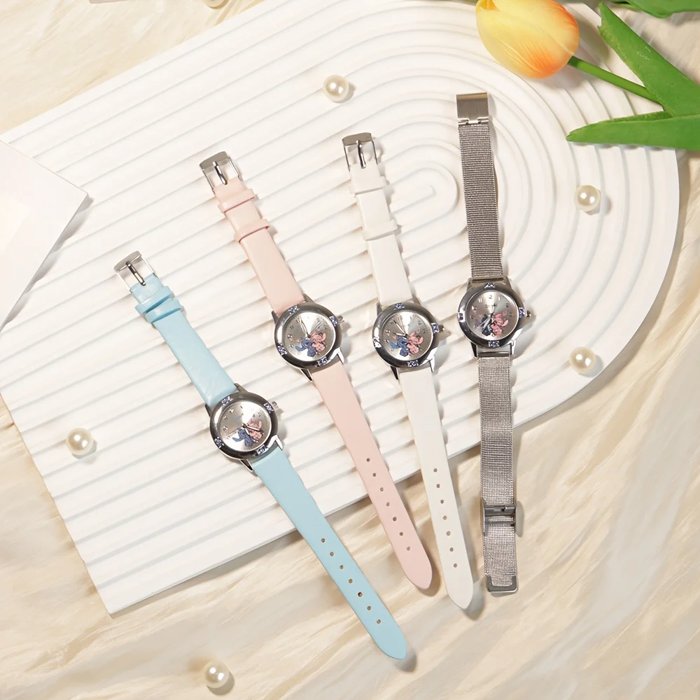 ساعة MINISO Stitch Girls ساعة كوارتز نسائية كارتونية ساعة كرتونية عصرية بسوار فولاذي هدية مثالية لعيد الميلاد للأطفال