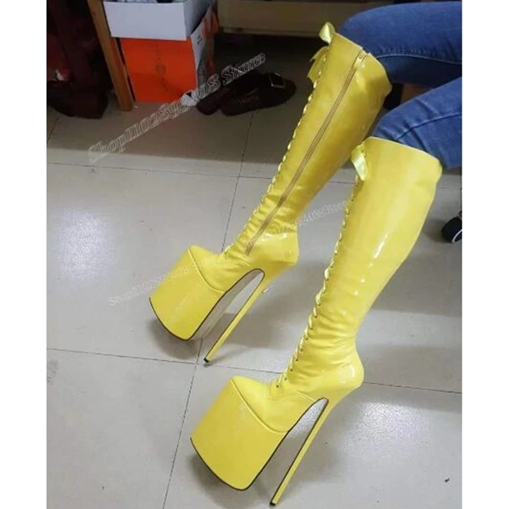 Botas altas de couro amarelo para mulheres, salto super estilete, com cordões, sapatos de plataforma sexy, 30cm, 2024