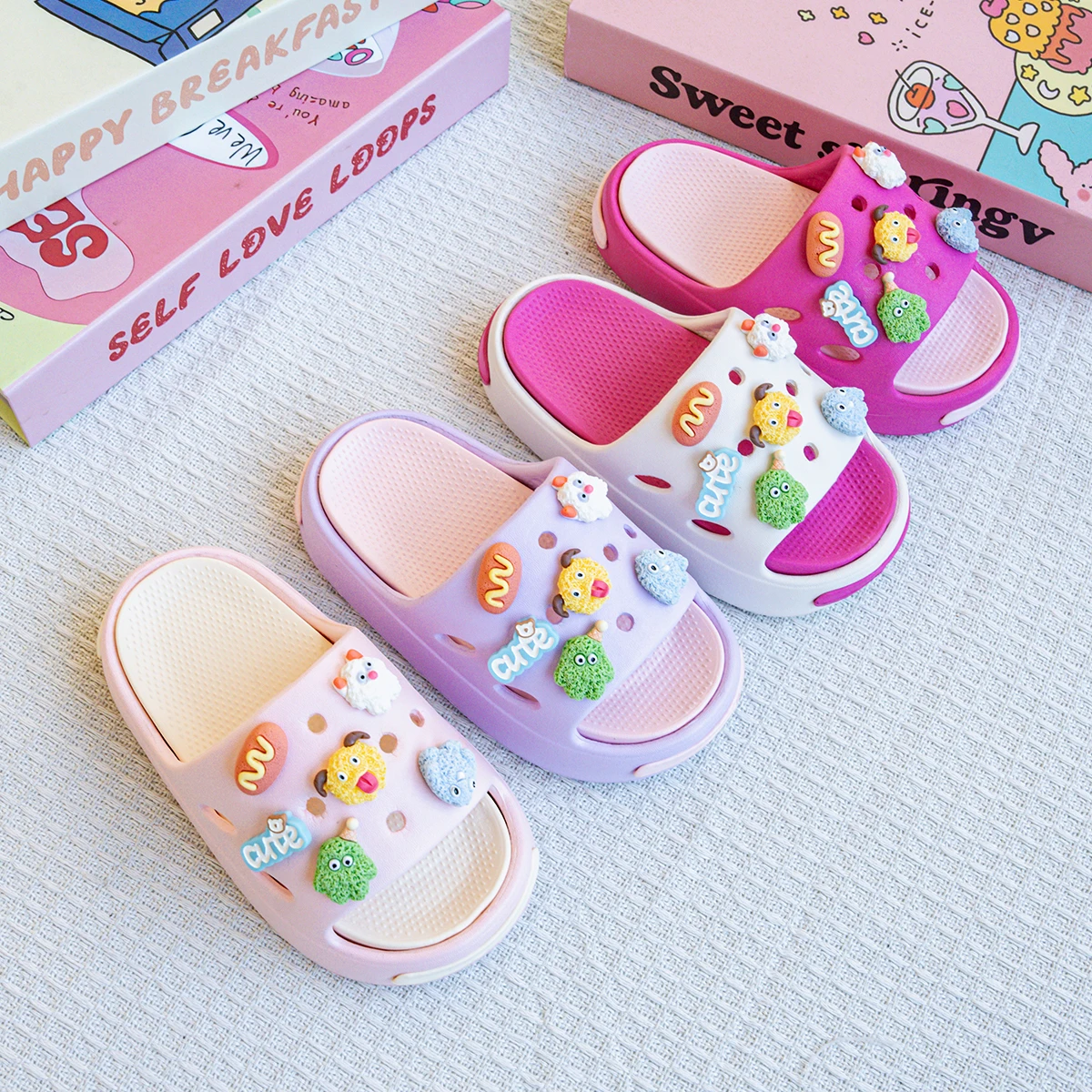 New Trendy Cartoon Cute Little Monster Versatile Girls' Eva Slippers Fashionable Dual-Color Soft-Soled Non-Slip Sandals 831