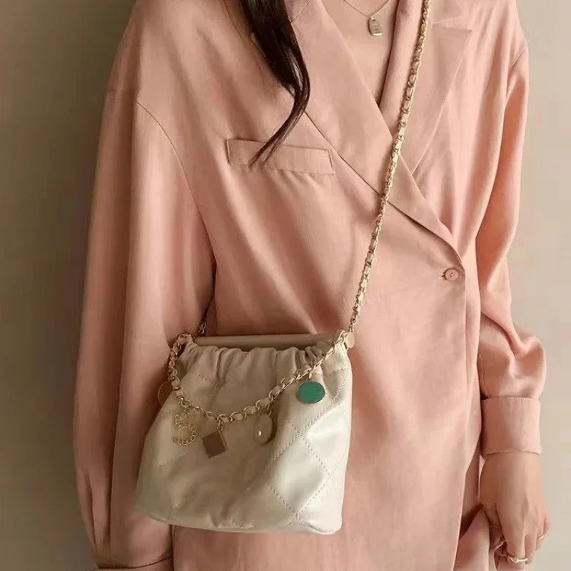 Fifth Avenue Bucket Bag New Summer Niche Premium Texture Small Bag Women's Single Shoulder Crossbody Bag women bag  Bucket