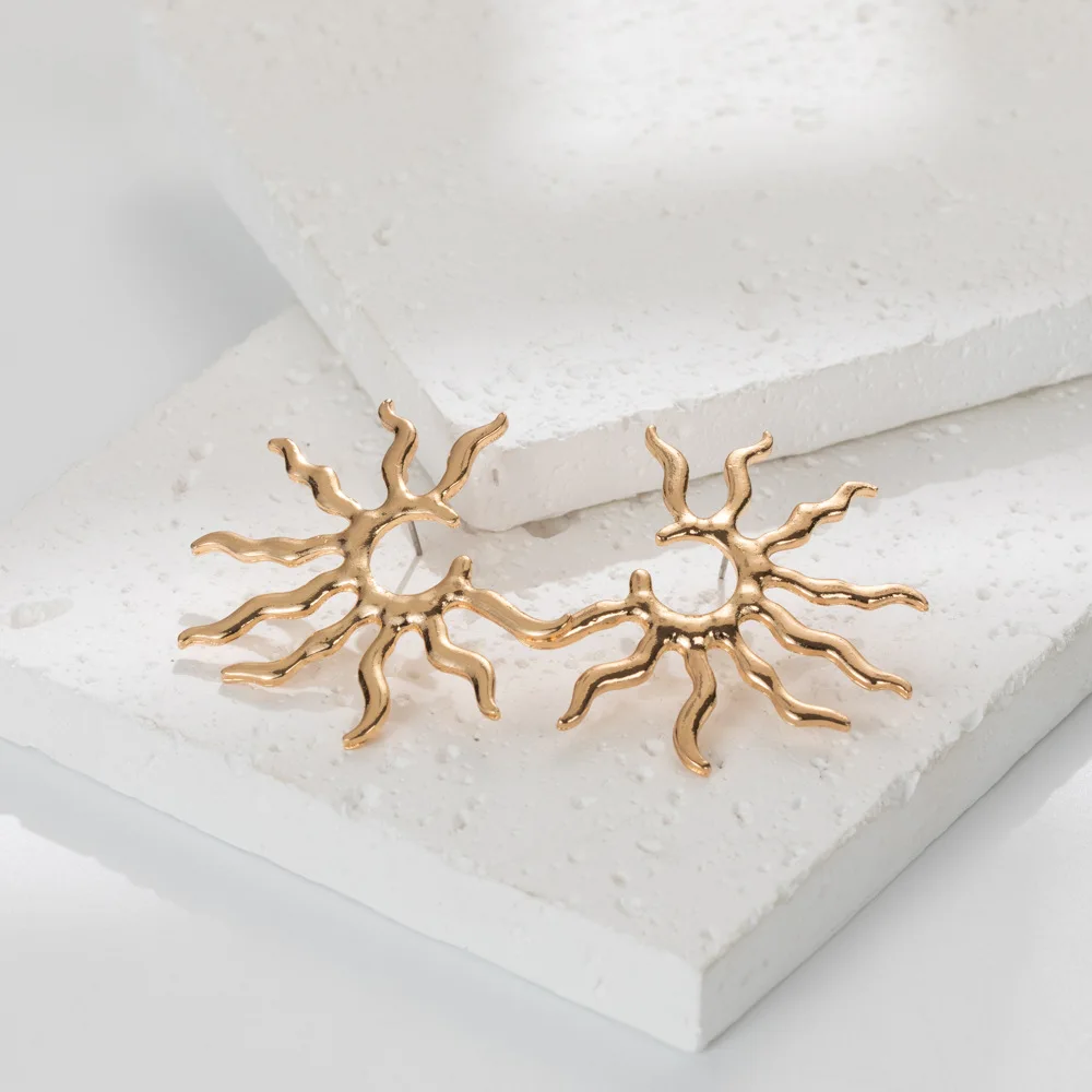 

2025 Geometric Sun Gold-Plated Stud Earrings - Minimalist & Versatile