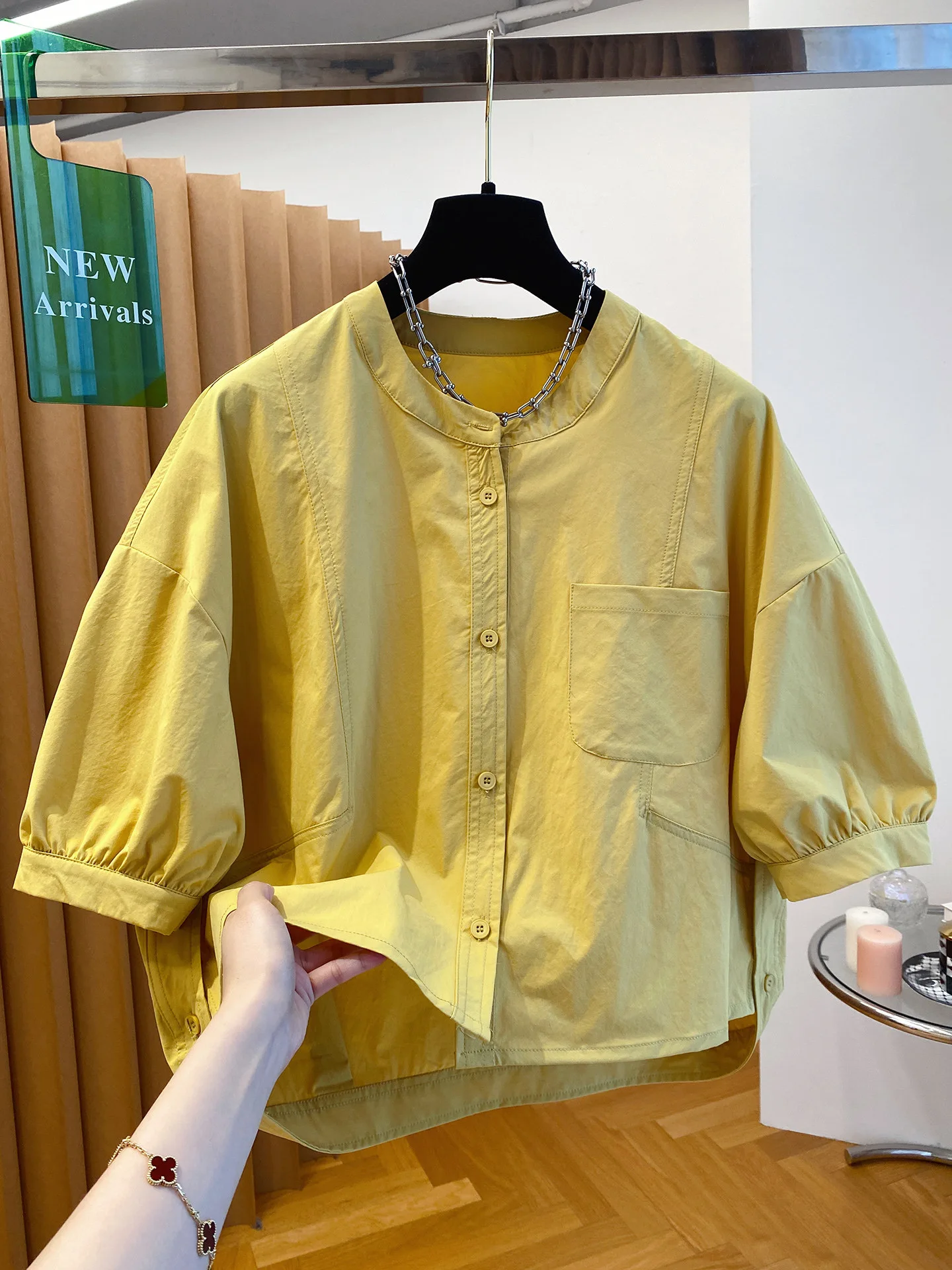 

Elegant round Neck Short Sleeve Shirt Women Loose Fit Five Sleeve mid Sleeve Ultra Attractive New Style 2026 Comfortable Brea...