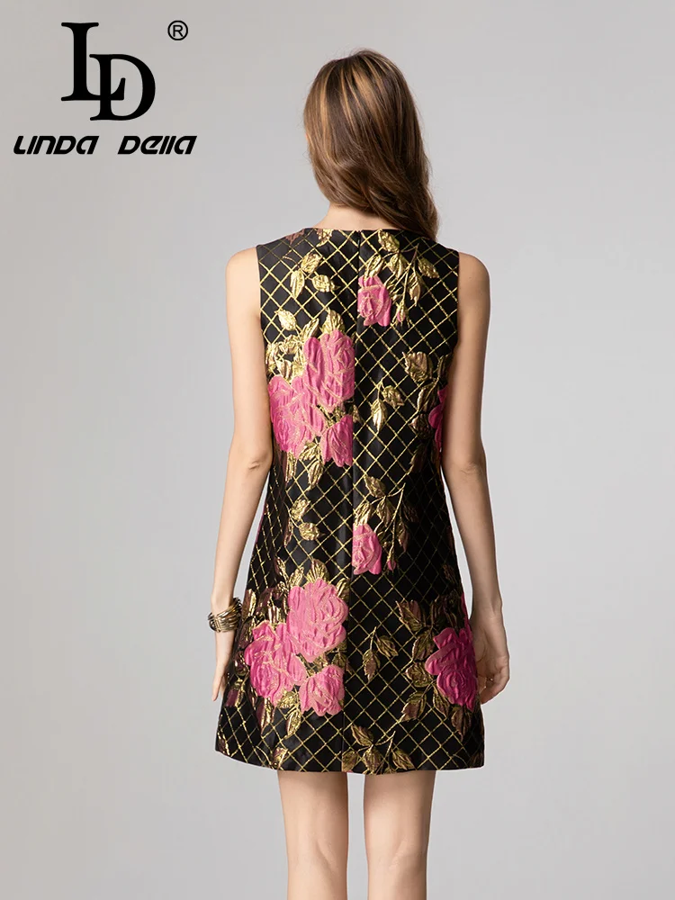 LD LINDA DELLA 2025 مجموعة جديدة ملمس مميز على شكل حرف a فستان تنورة فساتين راقية فستان مزاجه الوردي الذهبي للسيدات بدون أكمام