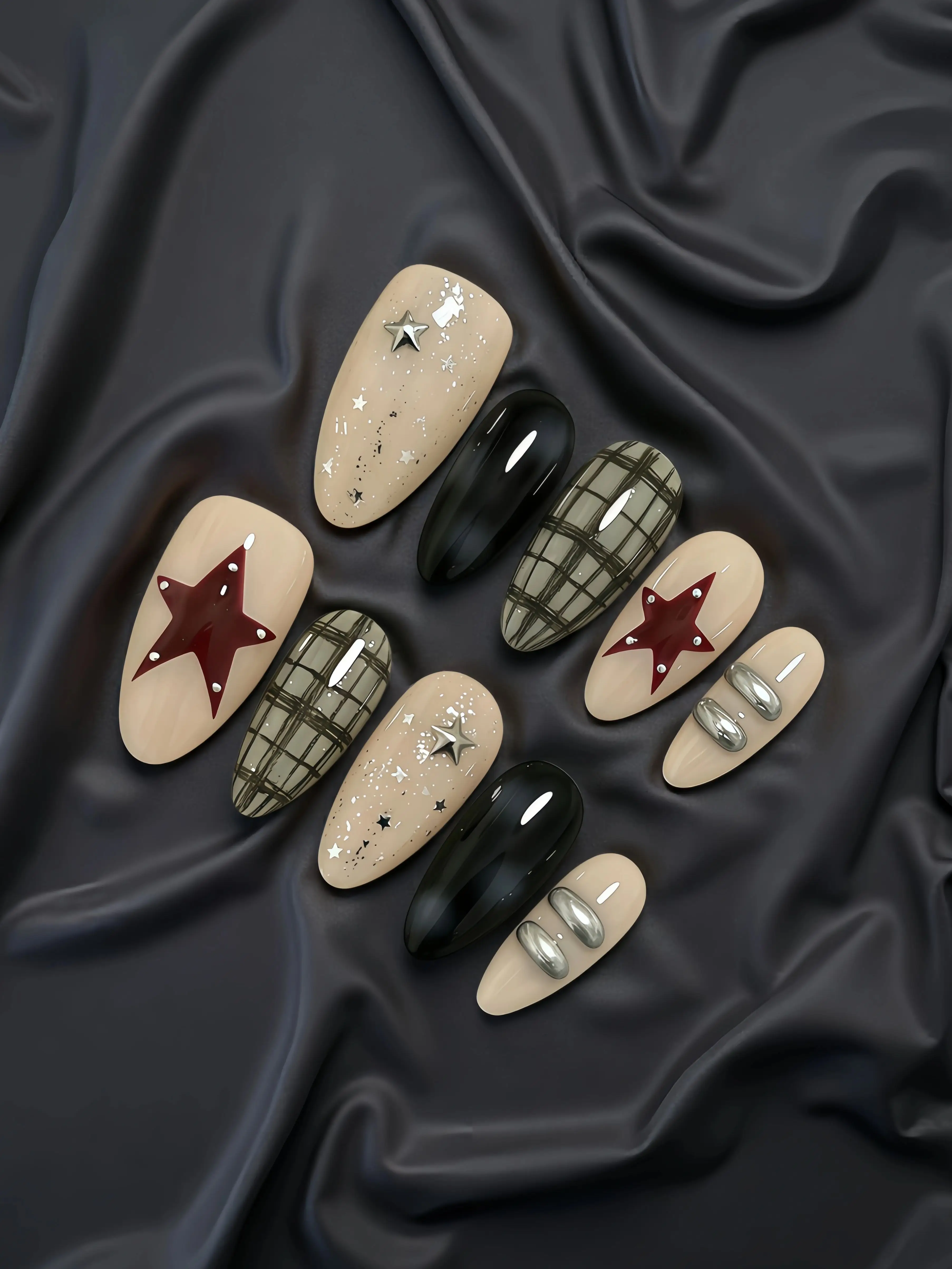 10-Piece Set, Long Almond-Shaped Press-On Nails, Nude Black with Contrasting Red Star Nail Stickers, Y2K Millennium Hot Girl Style, Festival Photo Shoot Press-On Nails, American Retro Punk Style Nail Tips, Halloween Themed Fake Nails