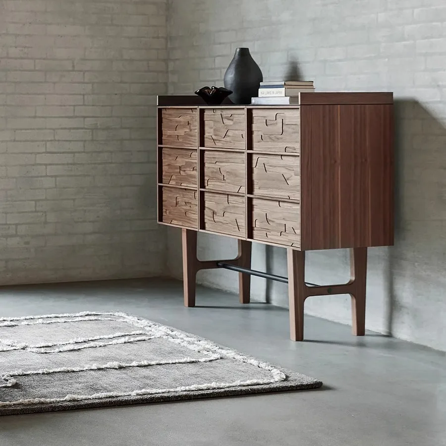 

Modern Bauhaus minimalist solid wood North American walnut double door wine cabinet Full solid wood cabinet