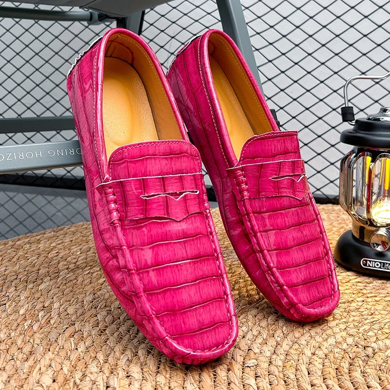 Mocasines de negocios informales de lujo para hombre, zapatos formales de fiesta de noche, color rosa, moda juvenil