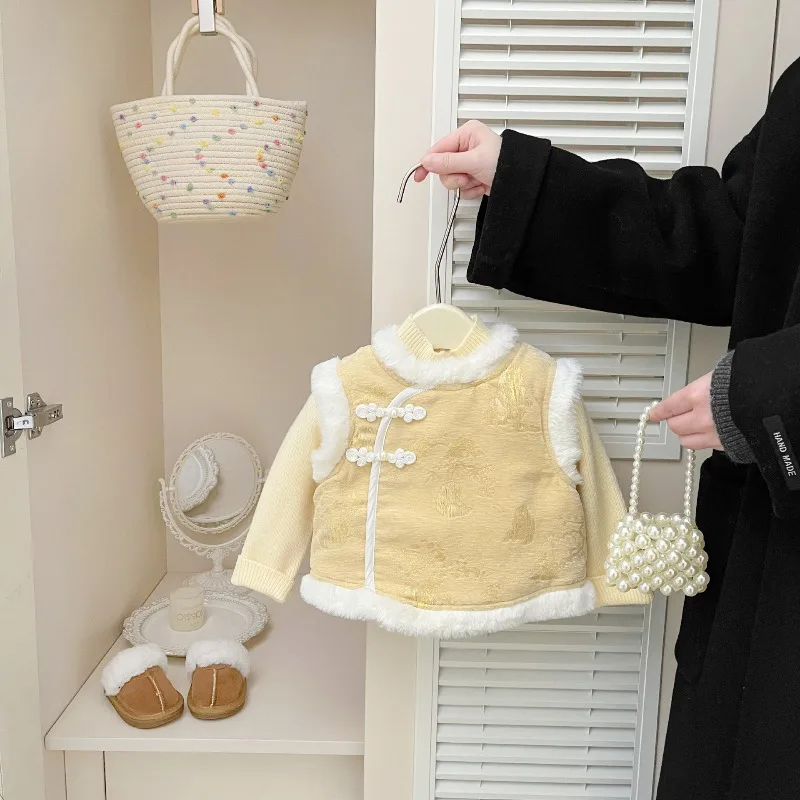 سترة مبطنة على الطراز الصيني للخريف والشتاء للفتيات وسراويل عصرية واسعة الساق، بدلة تانغ لعيد الميلاد الأول للفتيات الصغيرات للعام الجديد #3