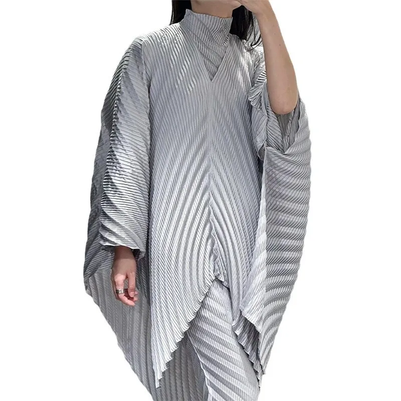 Pleats Pleated Jacket 2024 Fall New Short Jacket Women Fashion Solid Color Design Sense Irregular Mid-length Pleated Hoodie