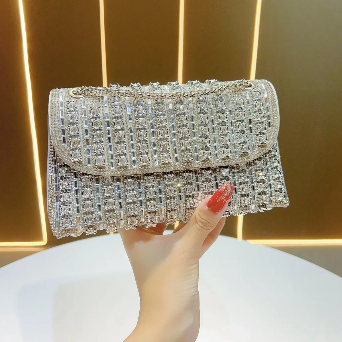 

Premium Exquisite Square Niche Design Diamond-encrusted Dinner Party Small Square Bag Chain Single Shoulder Crossbody Armpit Bag