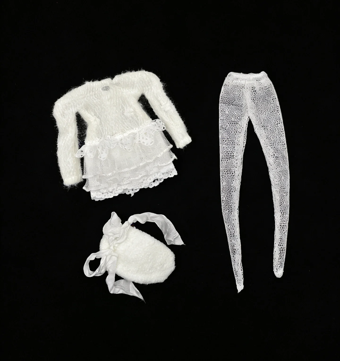 

Комплект одежды для кукол 2026 Dula: белое платье-свитер, сетчатый комбинезон для Blythe, OB24, OB22, Diandian, Azone, Licca, ICY, JerryB, кукол 1/6