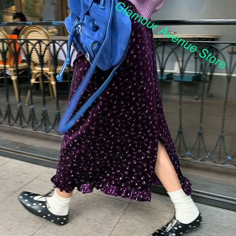 French Retro Design Purple Floral Skirt Female Spring and Autumn New Fashion Temperament Velvet Floral Joker Casual Skirt.