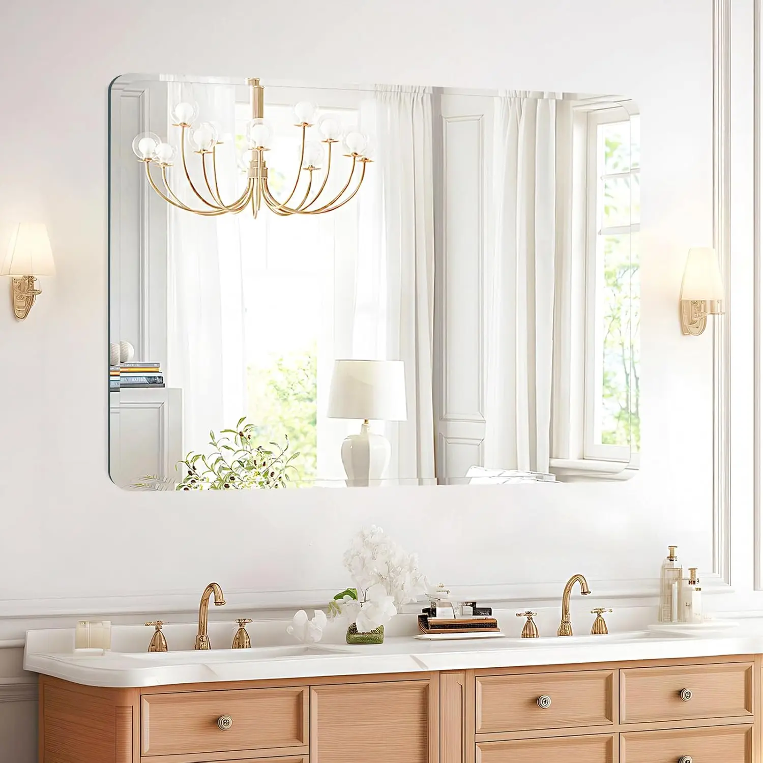 

Безрамное зеркало для ванной комнаты. 30х32". Закругленный прямоугольник. Полированный край. Настенный монтаж. Небьющийся. Горизонтальный/вертикальный.