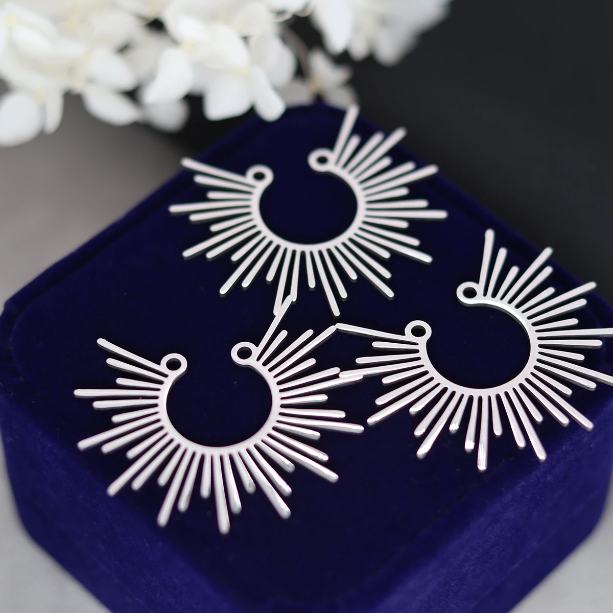 Half Sunbeam Sunburst Encantos para Fazer Jóias, Pingente Celestial, Brincos DIY, Chaveiro Artesanato Acessórios, 3Pcs