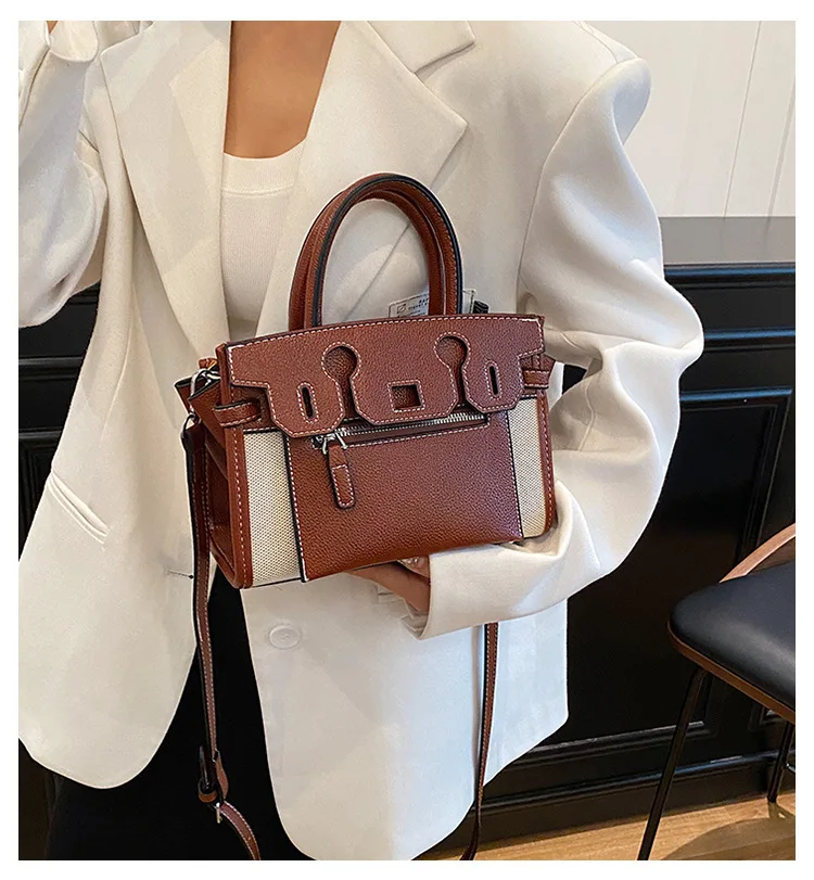 

Повседневный дизайн, косая сумка на плечо, осень-зима 2022, новинка темперамента, простая маленькая квадратная сумка для ручной переноски