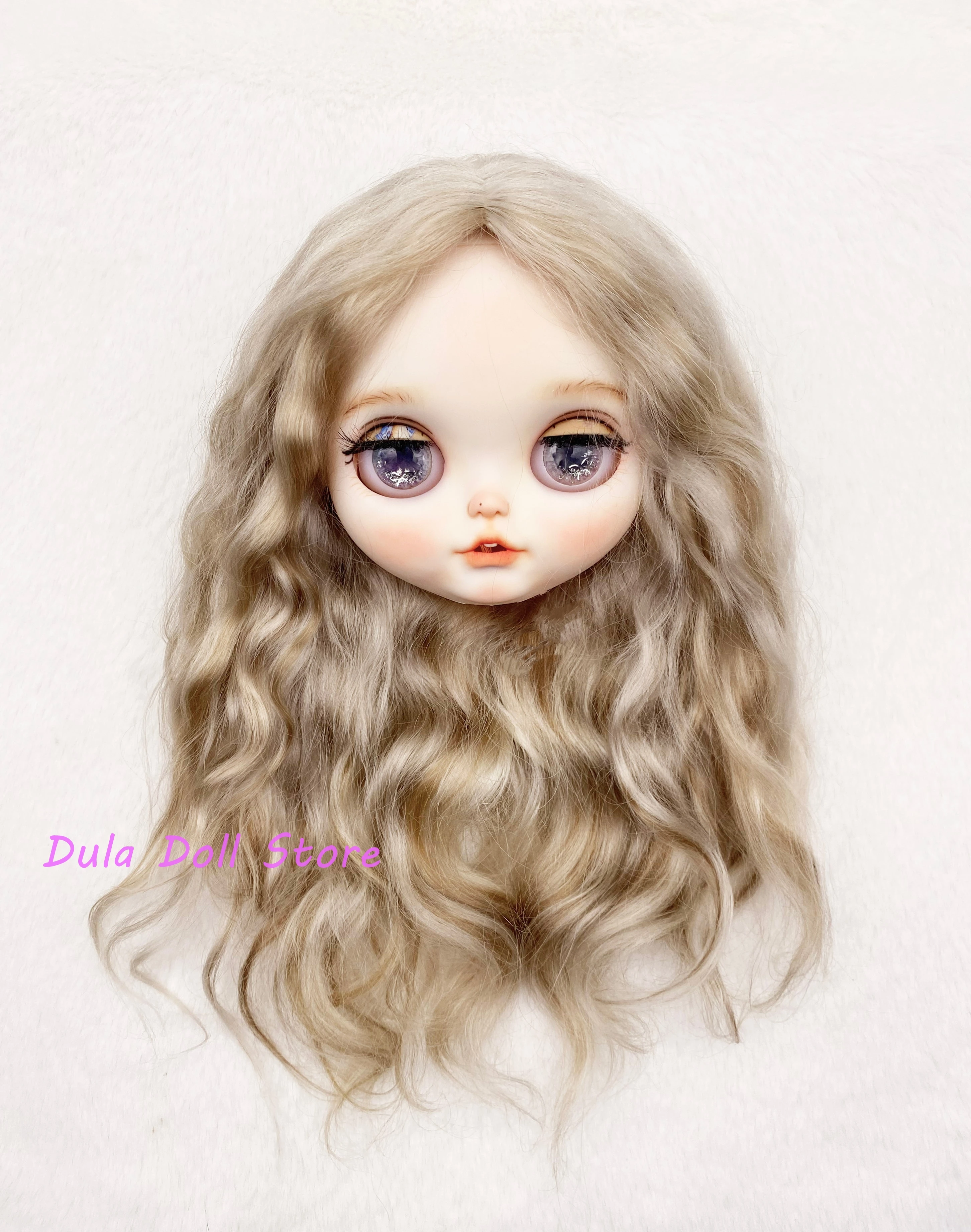 

(В наличии 1 шт.) Парик для куклы Dula Doll, для Blythe Qbaby, с эффектом смешивания цветов, из натурального мохера, с прочными швами, для головы 9-10 дюймов.