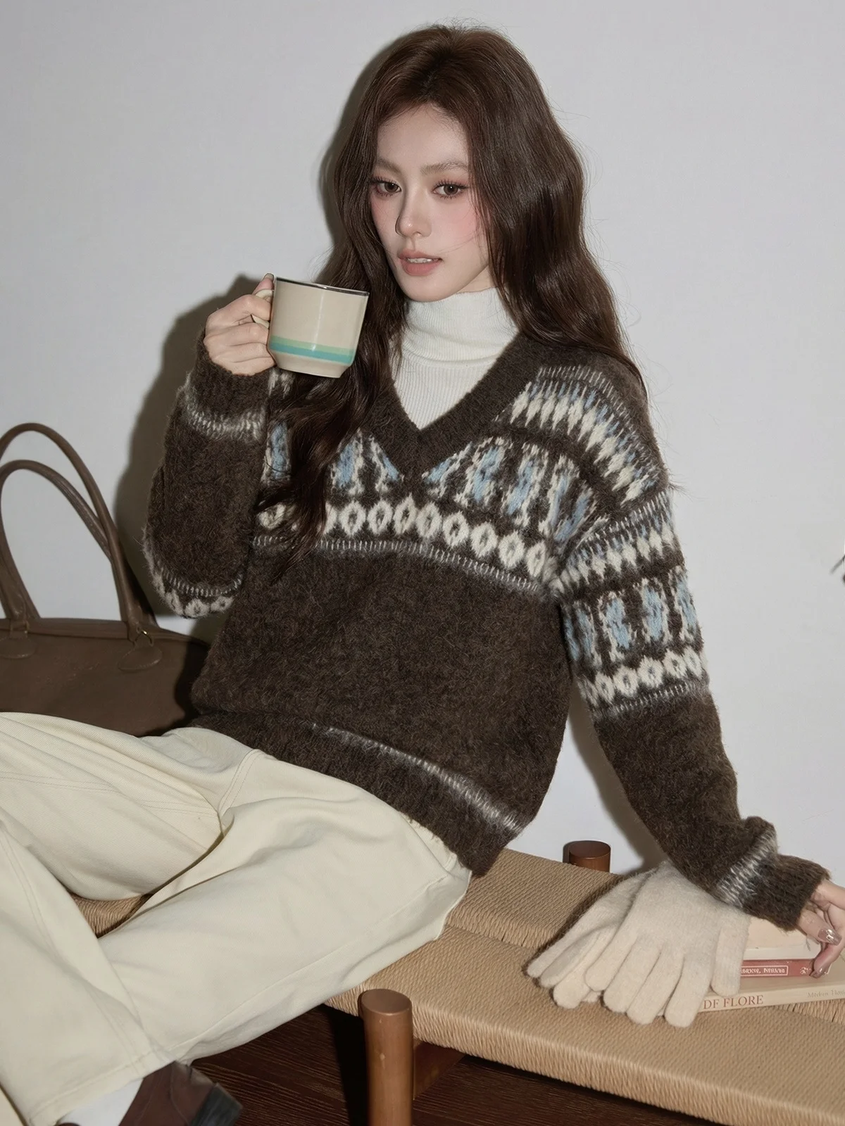 

Soft Cozy V-Ne Fair Isle Knit Sweater Women Winter Inner Wear Korean Sle Loose Fit Long Sve Printed High-End Feeling Top