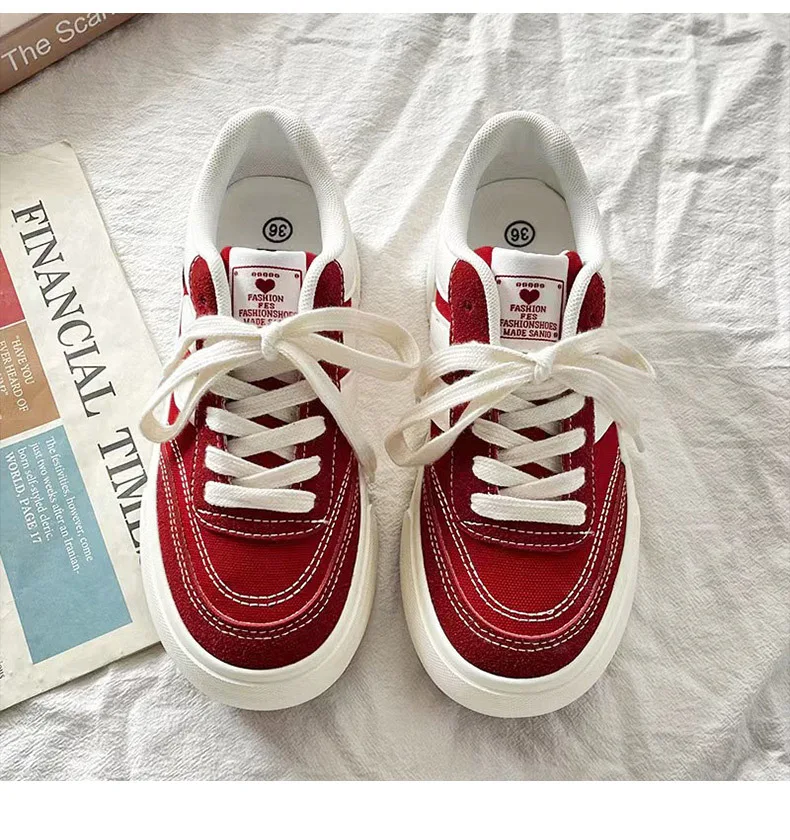 Spring and autumn new niche canvas shoes women retro board shoes color soft bottom port wind small white shoes