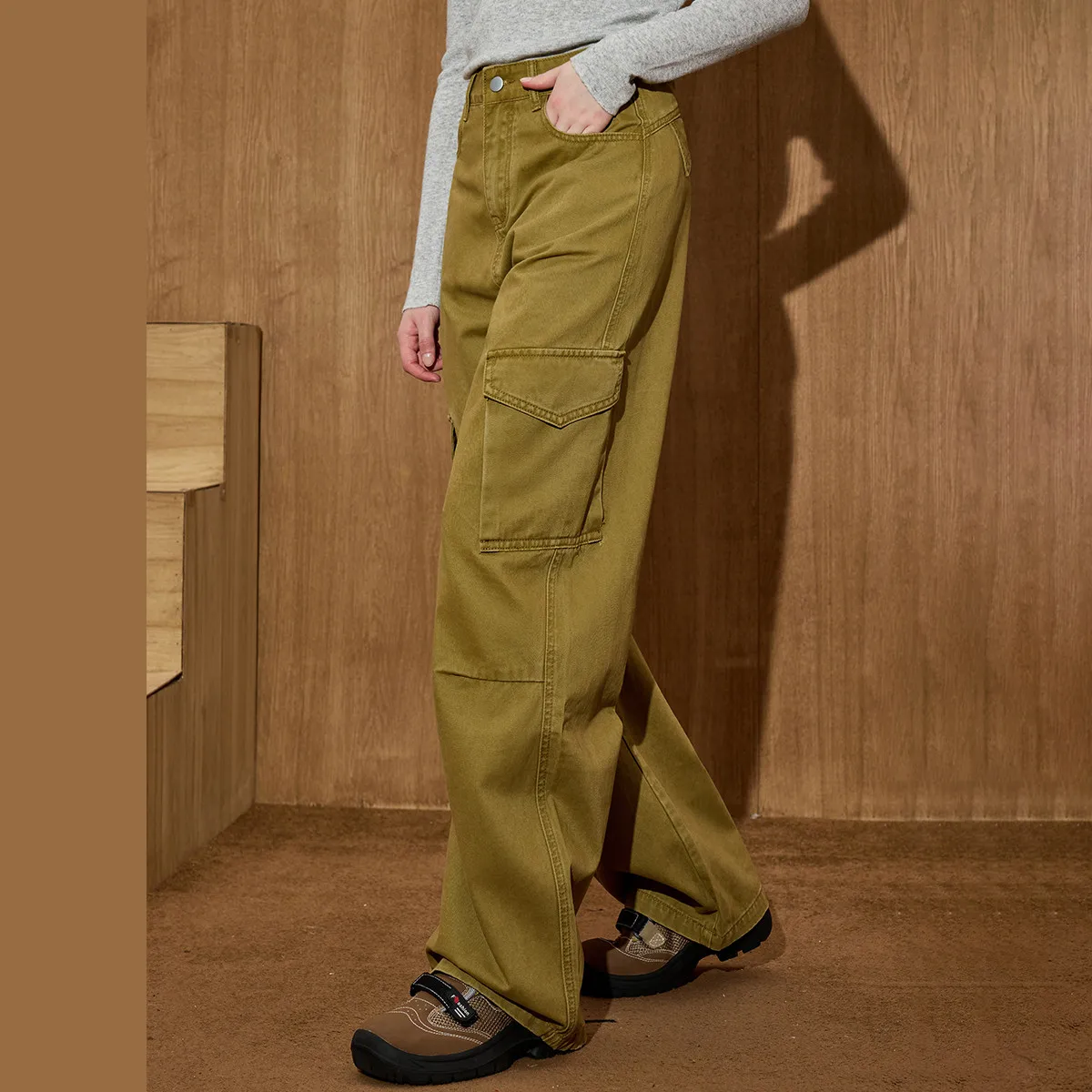 2025 Herbst Damen Cargo-Jeans mit weitem Bein, gerade Hose, mehrere Taschen, lockere Passform, Denim, Retro-Arbeitskleidung, schicke Schlankheitshose