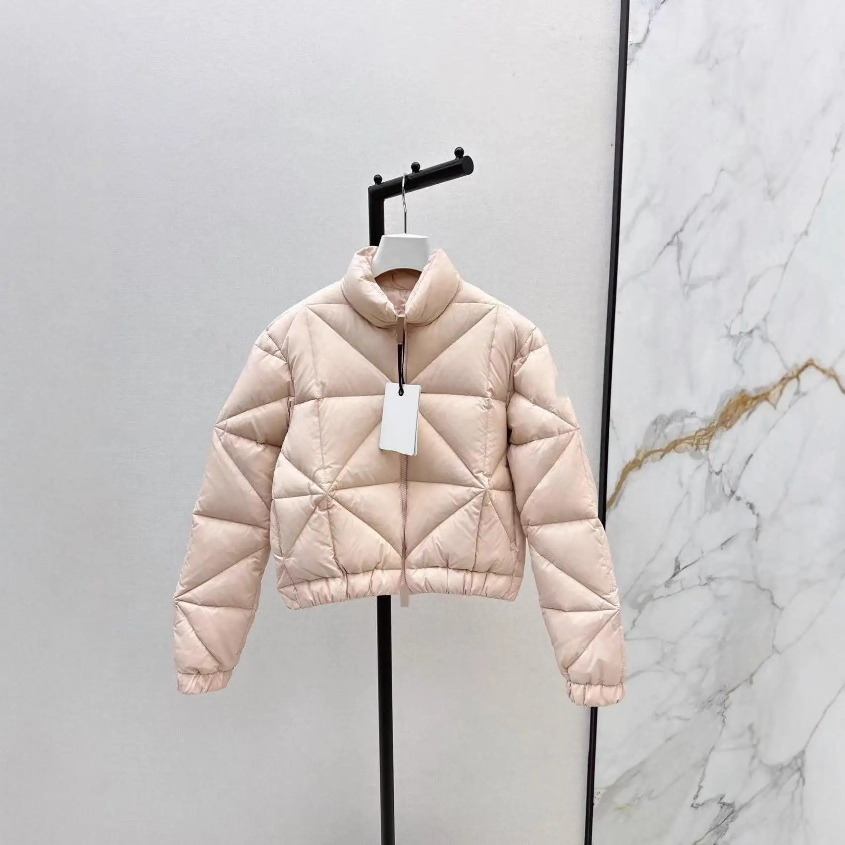 

Anti-Aging Plaid down Jacket Fashionable Autumn Winter Short Diamond Collar Early Spring New Model Women's Ultra-Thick Warm Coat