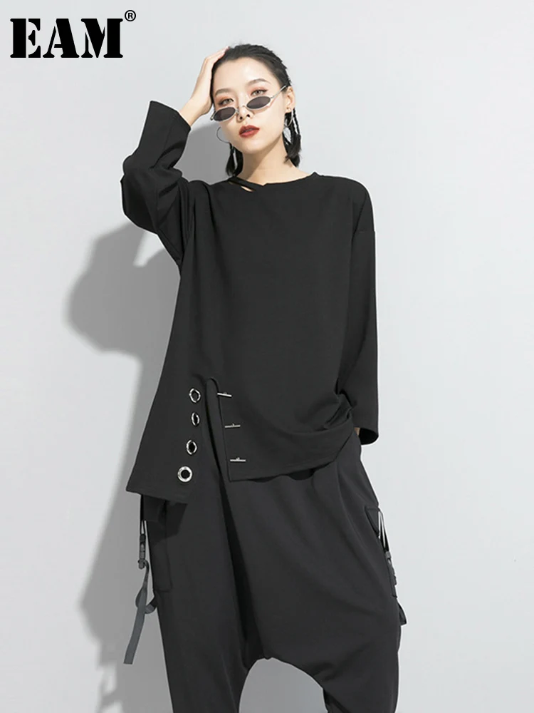 [EAM] Women Black Asymmetrical Stitch Big Size T-shirt New Round Neck Long Sleeve  Fashion Tide  Spring Autumn 2024 1S190