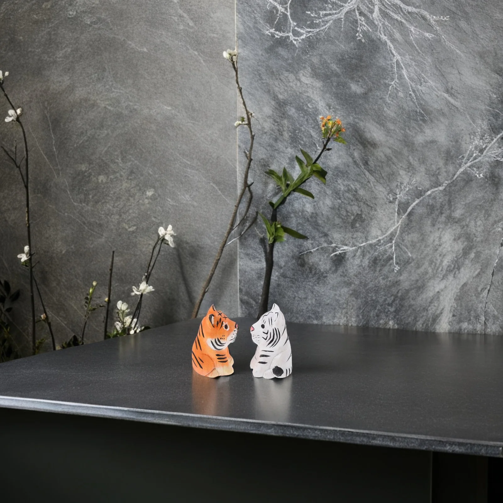 

2Pcs Small Wooden Tiger Sculpture Hand Carved Cute Animal Statue Home Office Desk Shelf Decor Handmade Ornament