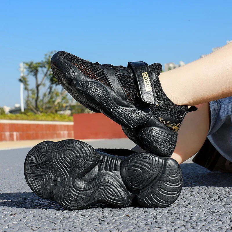 ใหม่ยอดนิยมถักตาข่ายBreathableรองเท้าเด็กฤดูร้อนรองเท้าผ้าใบกลางแจ้งน้ําหนักเบารองเท้านุ่มสบายรองเท้า 28-40