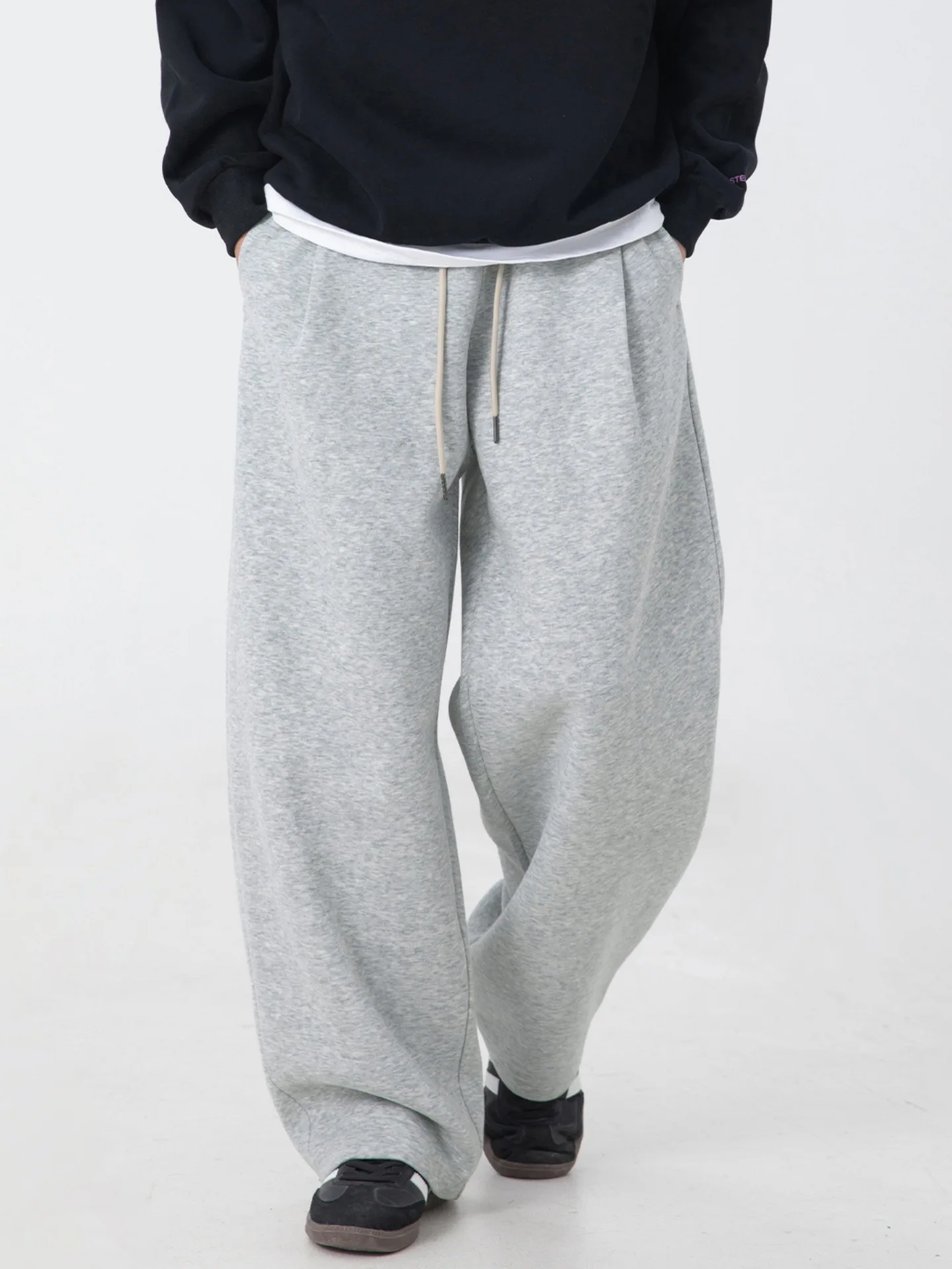

Men's Heavyweight Pleated Casual Pants 2025 Autumn New Loose Straight-Leg Streetwear Trousers Oversized Joggers